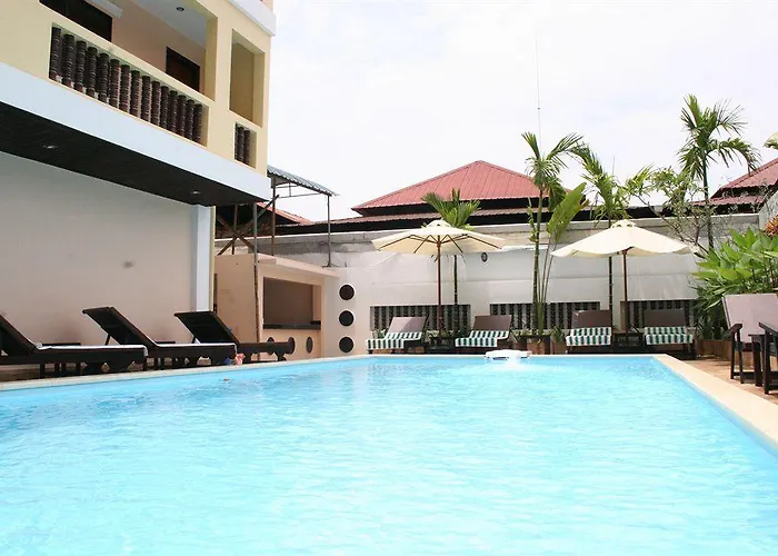 Skyway Hotel
