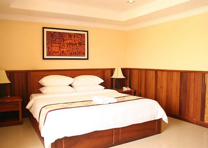 Hotel Skyway 3*